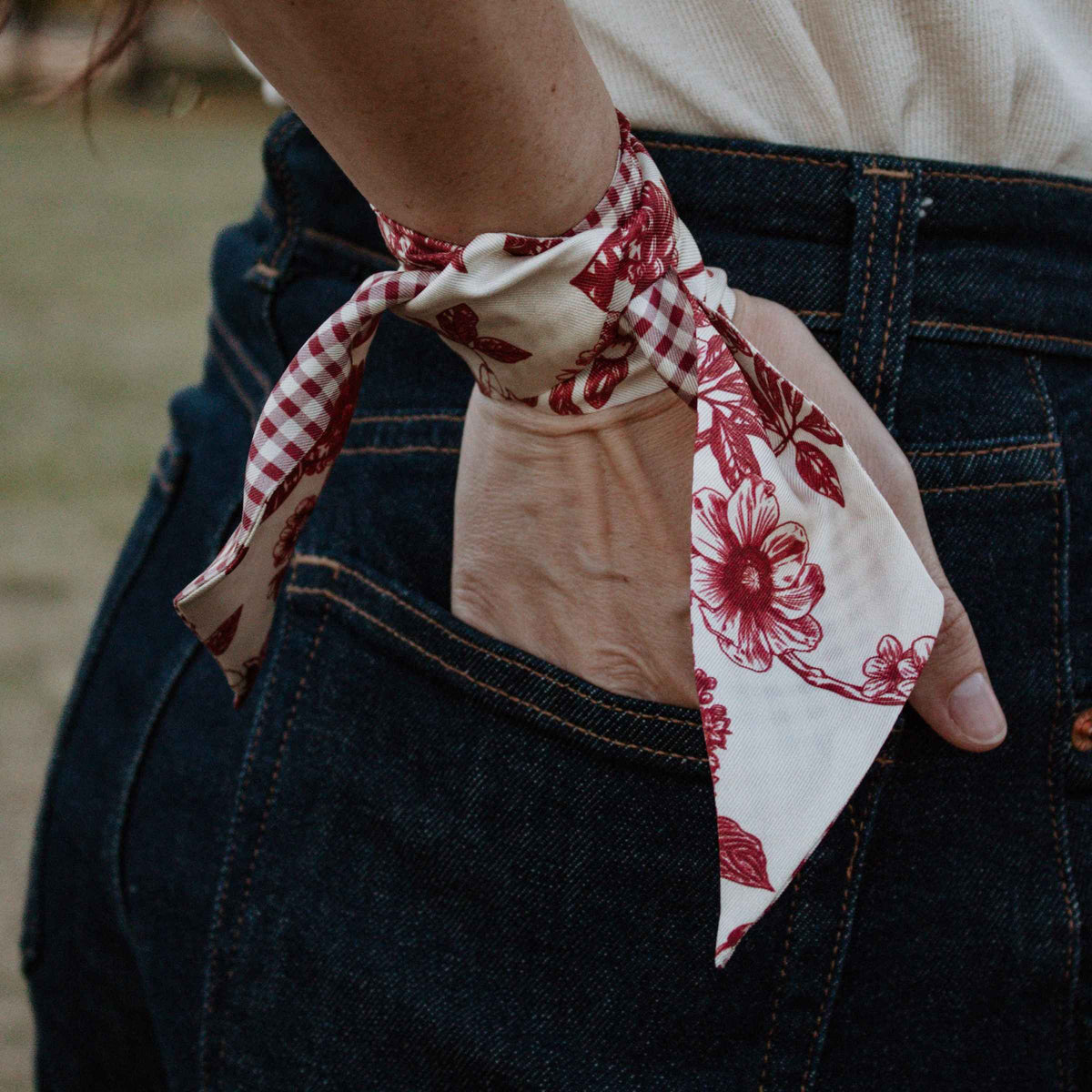 Crimson Floral Gingham Lil Twilly